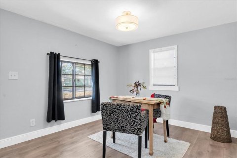 Casa en venta en Saint Petersburg, Florida, 2 dormitorios, 75.81 m2 № 2225289 - foto 6