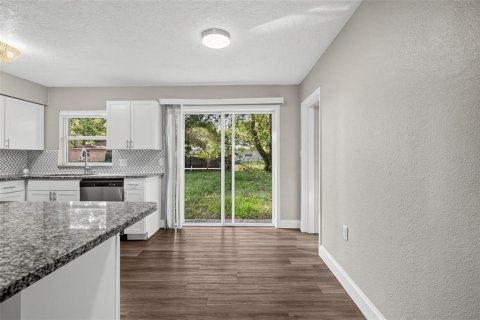 Villa ou maison à vendre à Orlando, Floride: 4 chambres, 103.68 m2 № 2434813 - photo 7