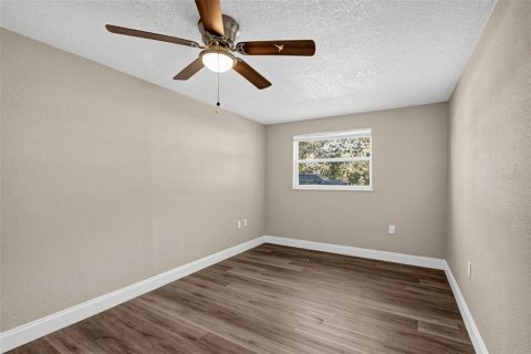 Villa ou maison à vendre à Orlando, Floride: 4 chambres, 103.68 m2 № 2434813 - photo 25