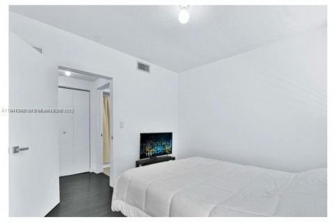 Снять в аренду кондоминиум в Майами-Бич, Флорида 1 спальня, 48.4м2, № 2003764 - фото 6