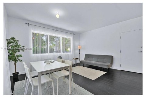 Снять в аренду кондоминиум в Майами-Бич, Флорида 1 спальня, 48.4м2, № 2003764 - фото 2