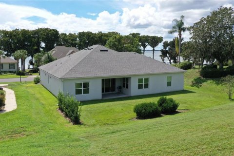 Casa en venta en Eustis, Florida, 4 dormitorios, 230.21 m2 № 2383545 - foto 3
