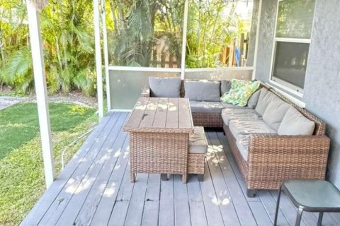 Villa ou maison à vendre à Tamarac, Floride: 2 chambres, 156.45 m2 № 2240552 - photo 9