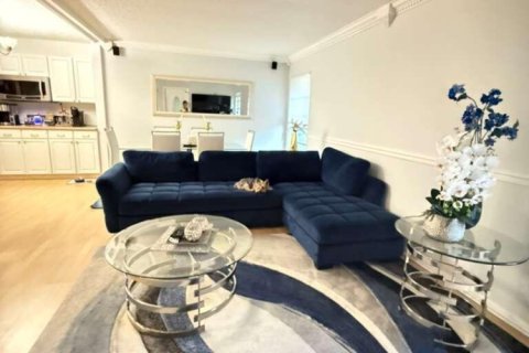 Villa ou maison à vendre à Tamarac, Floride: 2 chambres, 156.45 m2 № 2240552 - photo 10