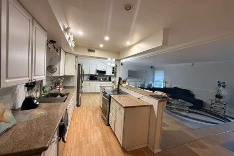 Villa ou maison à vendre à Tamarac, Floride: 2 chambres, 156.45 m2 № 2240552 - photo 14