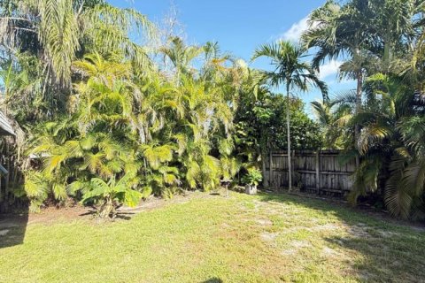 Villa ou maison à vendre à Tamarac, Floride: 2 chambres, 156.45 m2 № 2240552 - photo 7
