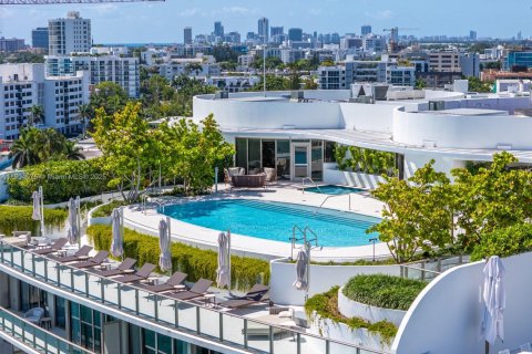 Condominio en venta en Bay Harbor Islands, Florida, 4 dormitorios, 327.29 m2 № 1955328 - foto 13