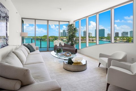 Condominio en venta en Bay Harbor Islands, Florida, 4 dormitorios, 327.29 m2 № 1955328 - foto 7