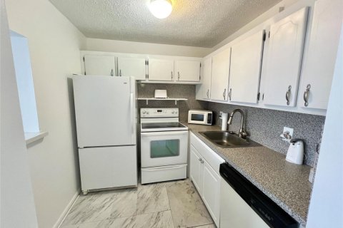 Condominio en venta en Deerfield Beach, Florida, 1 dormitorio, 65.03 m2 № 2147190 - foto 6