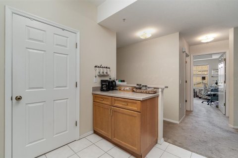 Copropriété à vendre à Fort Myers, Floride: 2 chambres, 92.53 m2 № 1810350 - photo 3