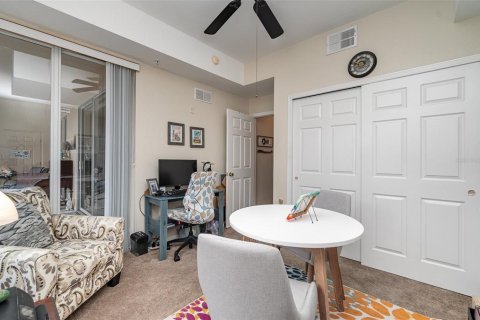Copropriété à vendre à Fort Myers, Floride: 2 chambres, 92.53 m2 № 1810350 - photo 11