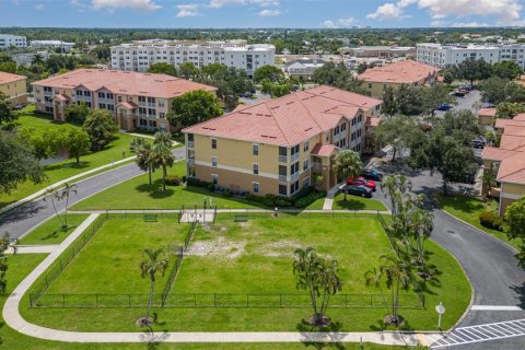 Copropriété à vendre à Fort Myers, Floride: 2 chambres, 92.53 m2 № 1810350 - photo 18