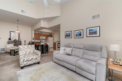 Copropriété à vendre à Fort Myers, Floride: 2 chambres, 92.53 m2 № 1810350 - photo 7