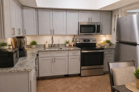 Купить виллу или дом в Помпано-Бич, Флорида 3 комнаты, 138.52м2, № 2077527 - фото 5