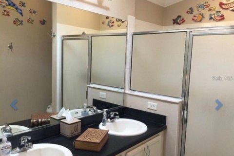 House in The Villages, Florida 2 bedrooms, 111.11 sq.m. № 2230870 - photo 16