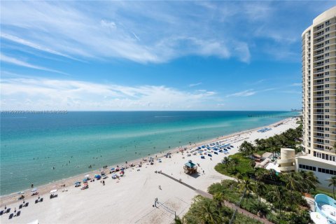 Condo in Sunny Isles Beach, Florida, 3 bedrooms  № 1973770 - photo 7