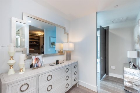 Condo in Sunny Isles Beach, Florida, 3 bedrooms  № 1973770 - photo 18