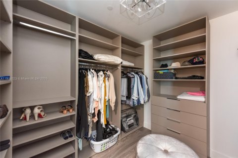 Condo in Sunny Isles Beach, Florida, 3 bedrooms  № 1973770 - photo 19