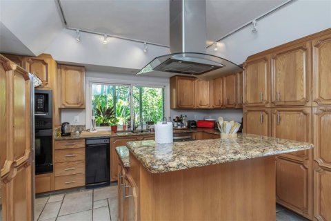 Villa ou maison à vendre à Saint Petersburg, Floride: 5 chambres, 353.77 m2 № 1899113 - photo 4