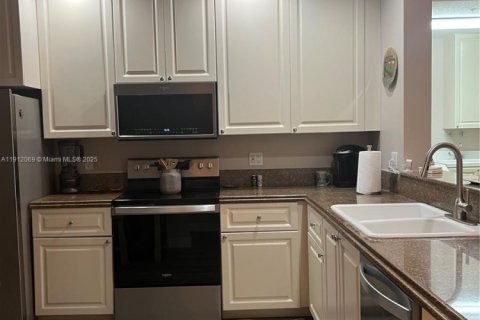 Copropriété à vendre à St. Lucie, Floride: 2 chambres, 184.78 m2 № 1968129 - photo 3