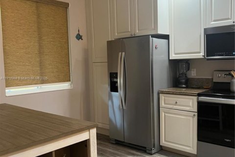 Copropriété à vendre à St. Lucie, Floride: 2 chambres, 184.78 m2 № 1968129 - photo 4