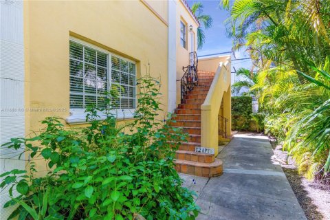 Copropriété à louer à Miami Beach, Floride: 2 chambres, 104.98 m2 № 1938746 - photo 27