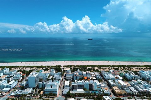 Copropriété à louer à Miami Beach, Floride: 2 chambres, 104.98 m2 № 1938746 - photo 7