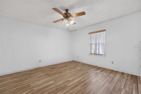 Villa ou maison à vendre à Ocala, Floride: 10 chambres, 441.1 m2 № 2341519 - photo 14