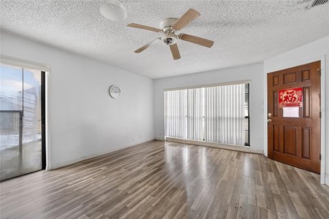 Villa ou maison à vendre à Ocala, Floride: 10 chambres, 441.1 m2 № 2341519 - photo 8