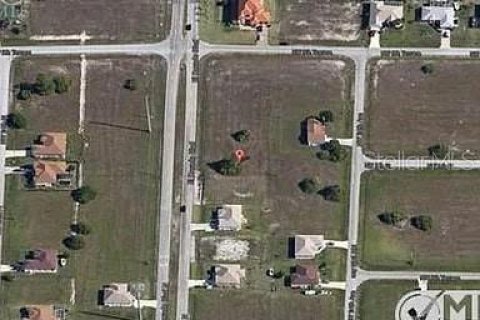 Land in Cape Coral, Florida № 1444252 - photo 4