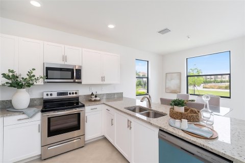 Villa ou maison à louer à Miami, Floride: 3 chambres, 221.57 m2 № 1941302 - photo 2