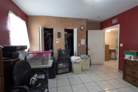 Купить виллу или дом в Майами, Флорида 5 спален, 183.95м2, № 1990392 - фото 14