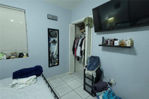 Купить виллу или дом в Майами, Флорида 5 спален, 183.95м2, № 1990392 - фото 27