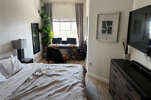 Condominio en alquiler en Tampa, Florida, 1 dormitorio, 73.3 m2 № 1877140 - foto 11
