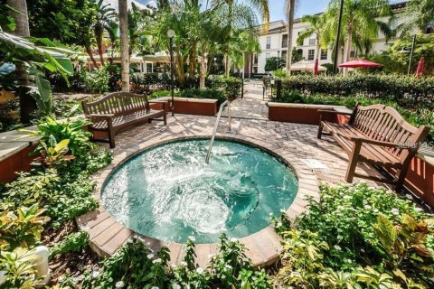 Condominio en alquiler en Tampa, Florida, 1 dormitorio, 73.3 m2 № 1877140 - foto 15