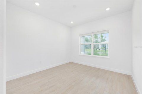 House in Ocala, Florida 2 bedrooms, 231.61 sq.m. № 1911343 - photo 14