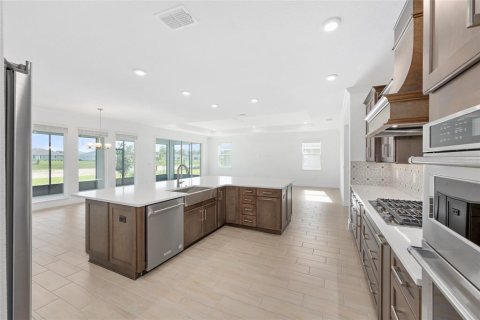 House in Ocala, Florida 2 bedrooms, 231.61 sq.m. № 1911343 - photo 26