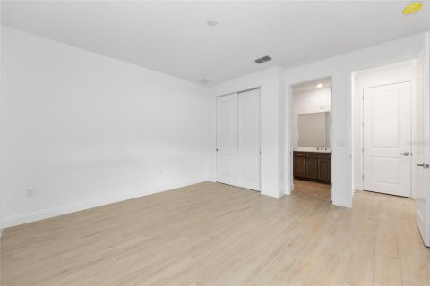 House in Ocala, Florida 2 bedrooms, 231.61 sq.m. № 1911343 - photo 12