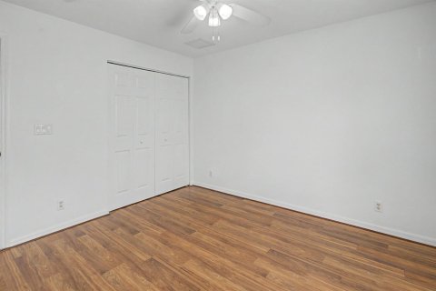 Casa en venta en Port St. Lucie, Florida, 4 dormitorios, 198.9 m2 № 2319913 - foto 29