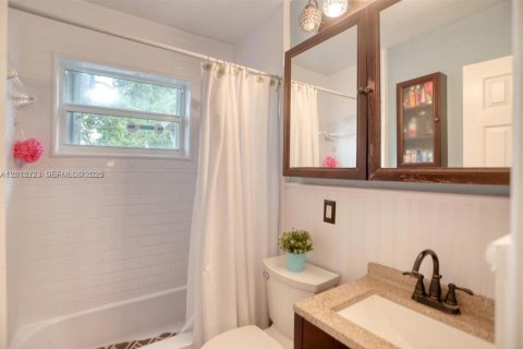 Villa ou maison à vendre à North Lauderdale, Floride: 2 chambres, 91.97 m2 № 2433890 - photo 5