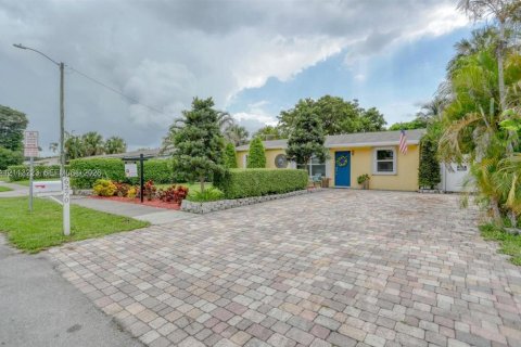 Villa ou maison à vendre à North Lauderdale, Floride: 2 chambres, 91.97 m2 № 2433890 - photo 6