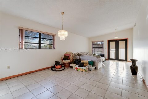 Купить виллу или дом в Майами, Флорида 3 спальни, 158.12м2, № 2010671 - фото 4