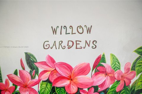 Copropriété à vendre à Lauderdale Lakes, Floride: 1 chambre, 63.55 m2 № 2014628 - photo 2