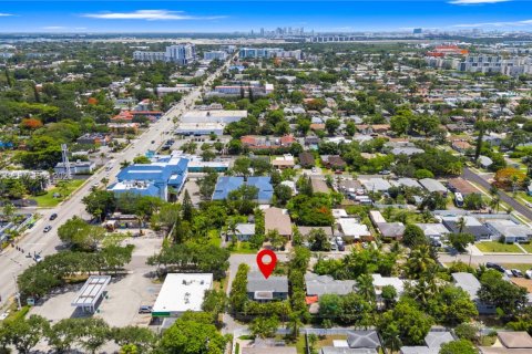 Casa en venta en Dania Beach, Florida, 3 dormitorios, 128.21 m2 № 2241506 - foto 12