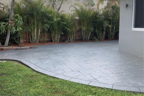 Casa en venta en Dania Beach, Florida, 3 dormitorios, 128.21 m2 № 2241506 - foto 8