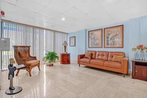 Copropriété à vendre à Hollywood, Floride: 1 chambre, 78.41 m2 № 1976446 - photo 23