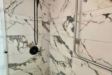 Copropriété à vendre à Hollywood, Floride: 1 chambre, 78.41 m2 № 1976446 - photo 6