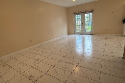 House in Winter Garden, Florida 6 bedrooms, 267.19 sq.m. № 1789214 - photo 22