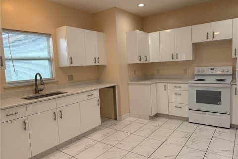 House in Winter Garden, Florida 6 bedrooms, 267.19 sq.m. № 1789214 - photo 30