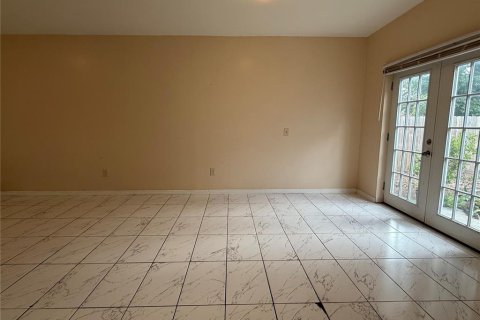 House in Winter Garden, Florida 6 bedrooms, 267.19 sq.m. № 1789214 - photo 24